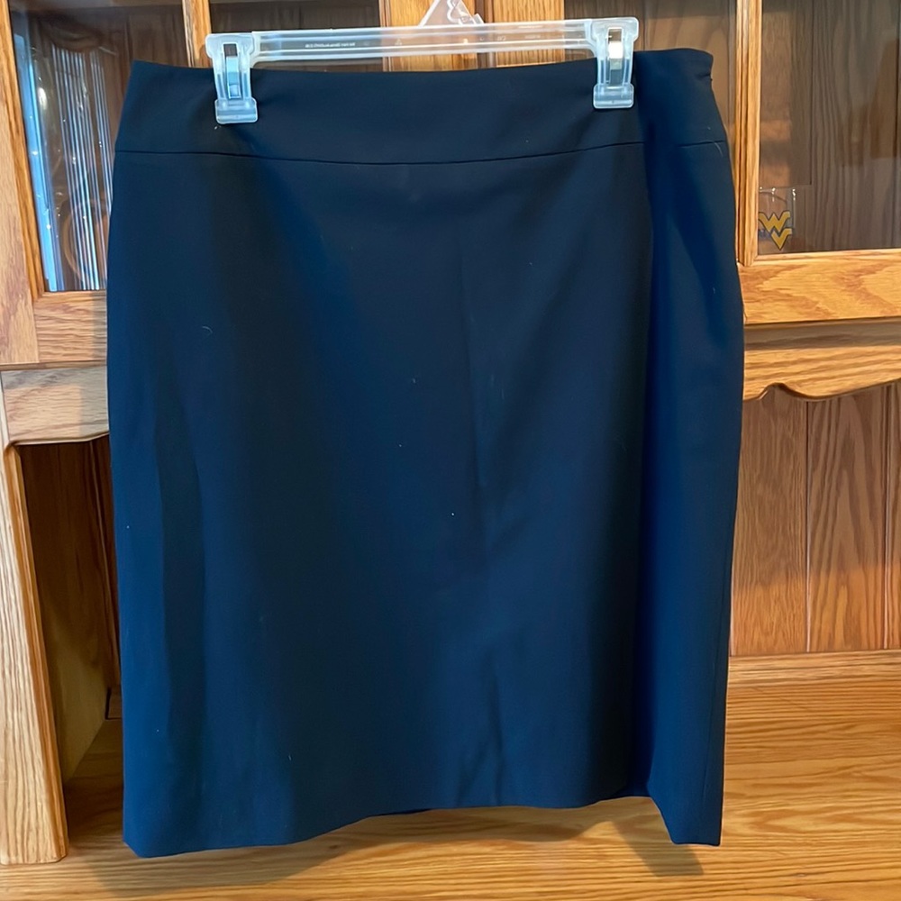 Black Tahari skirt size 12